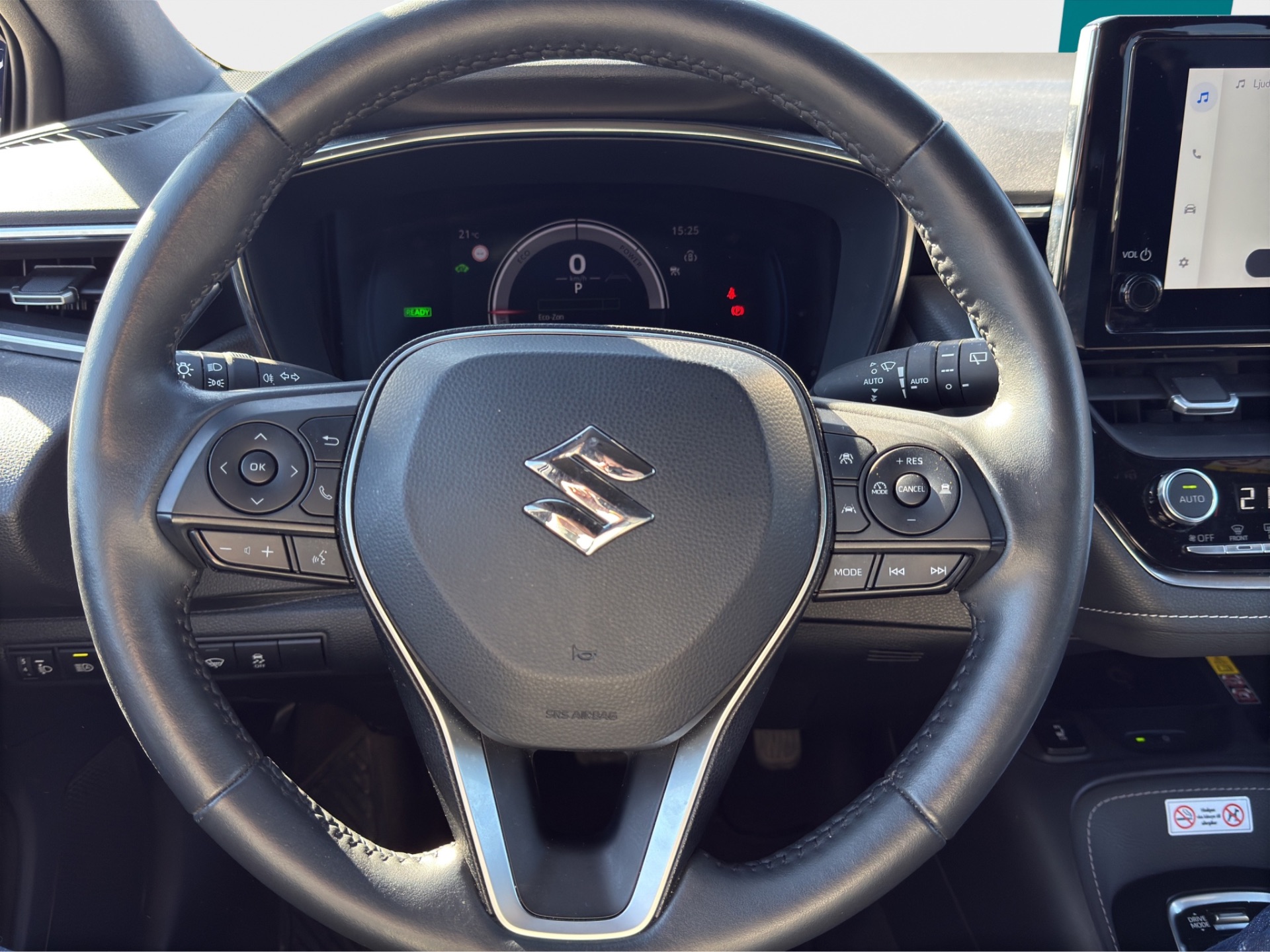 Suzuki Swace 2023 bild 14