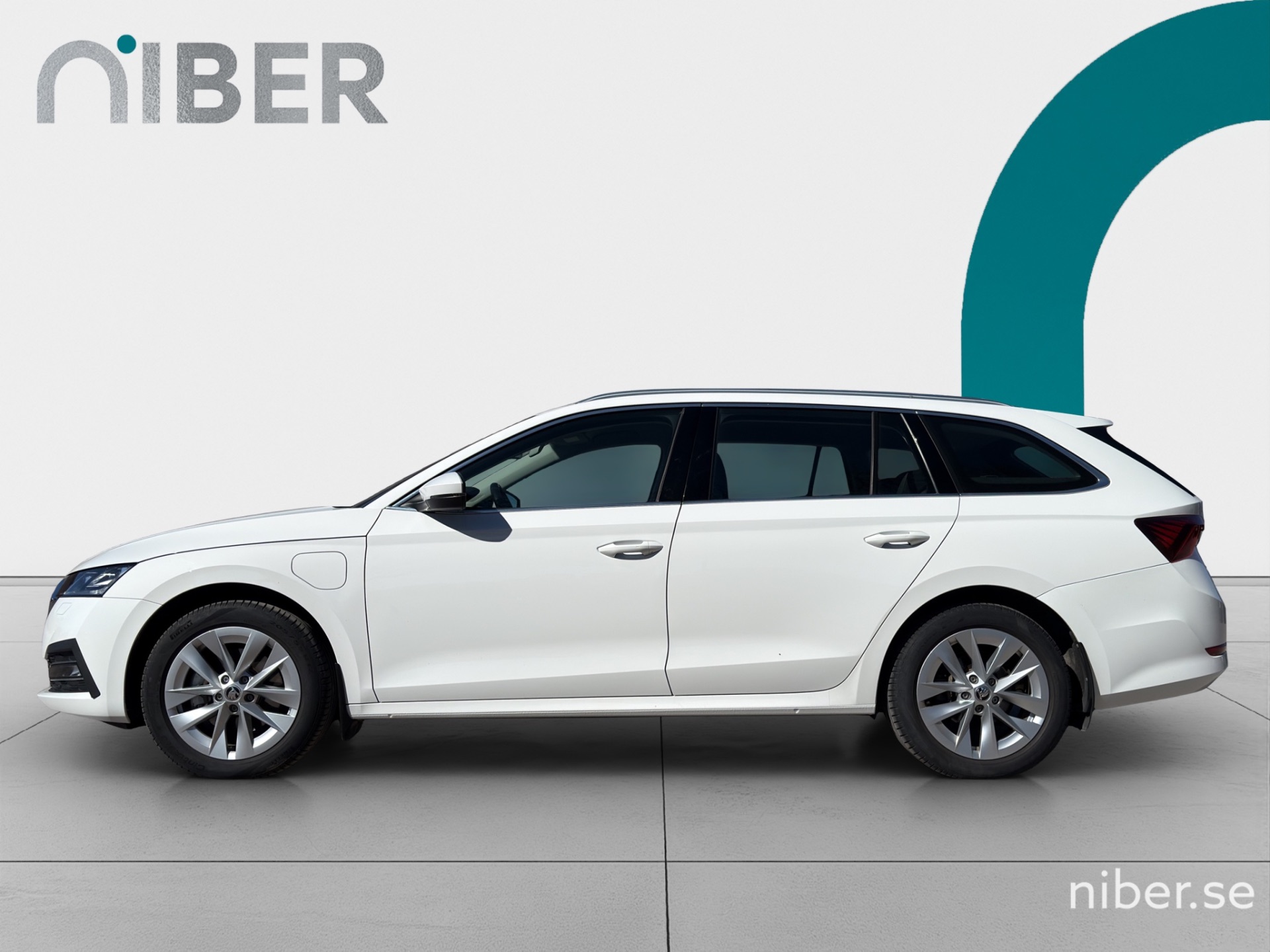 Skoda Octavia IV Combi 2024 bild 2